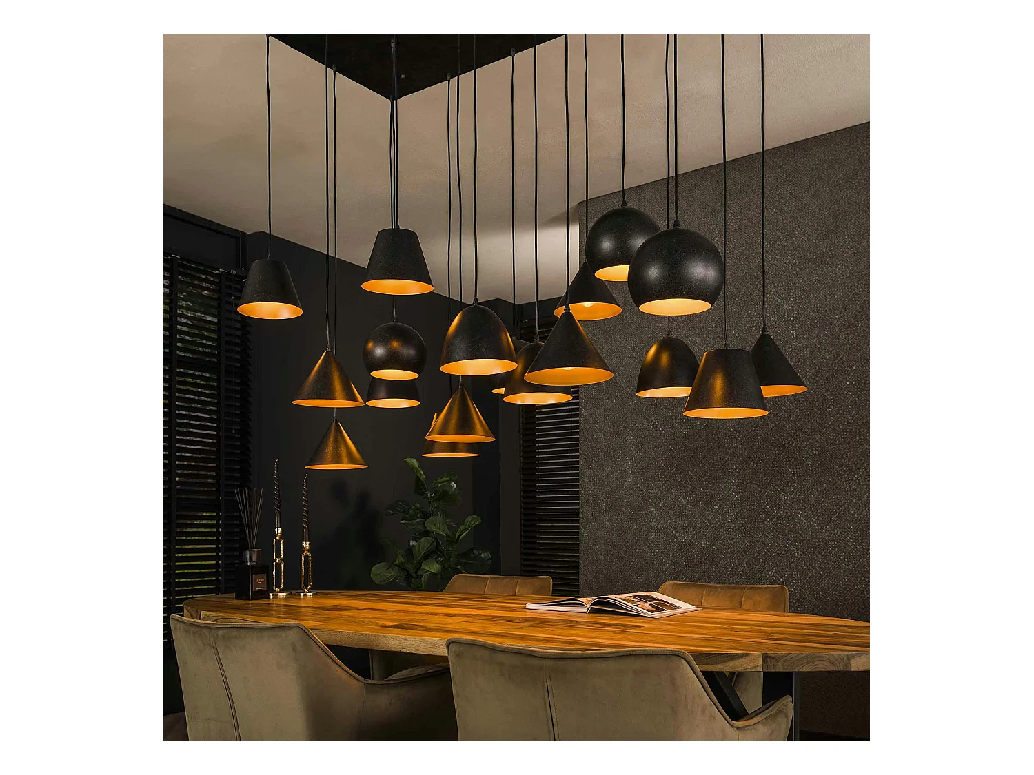 Suspension XXL 18 abat-jour en métal noir RALF