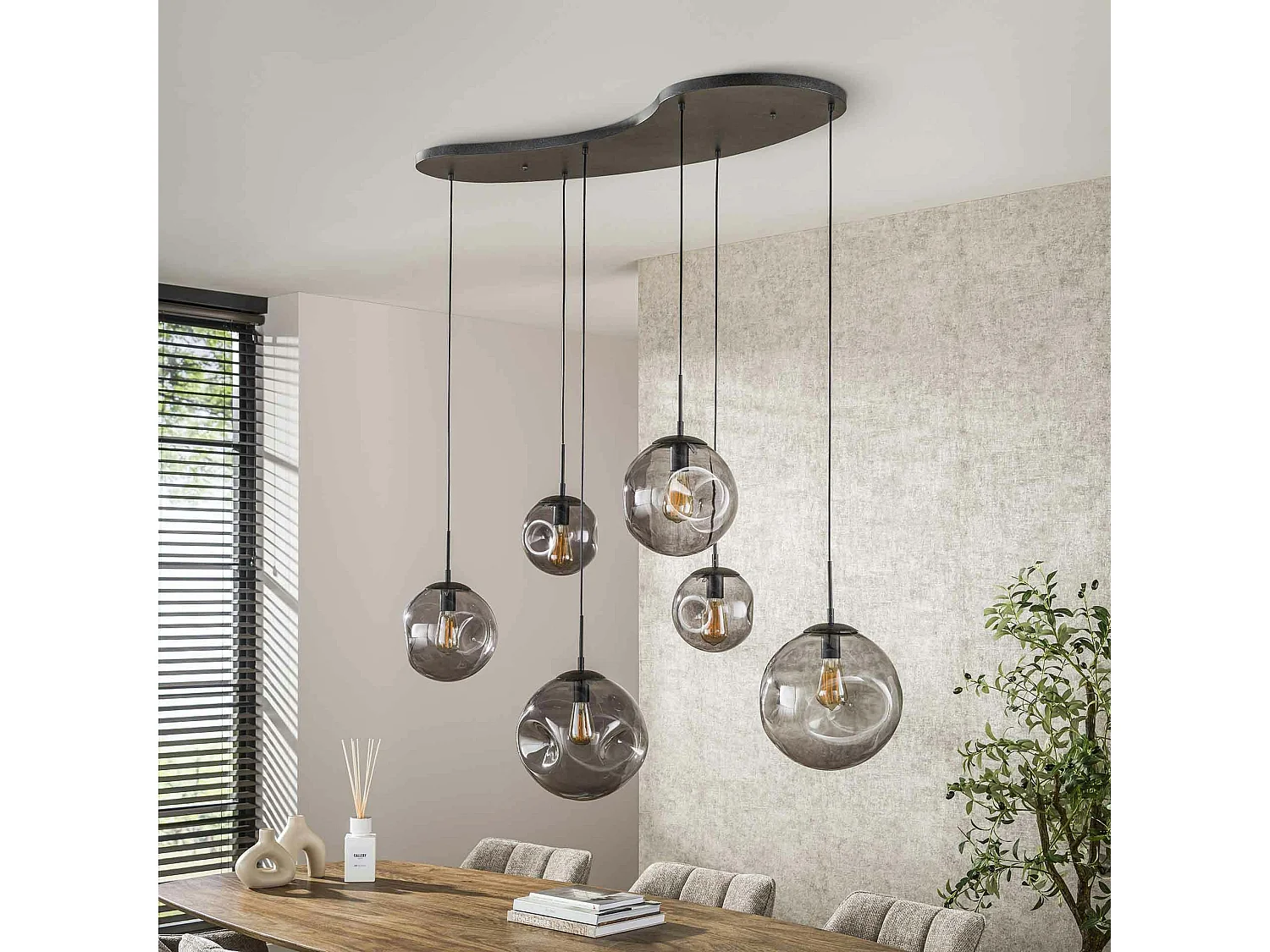 Suspension en verre fumé – 6 globes déformés NIAGARA