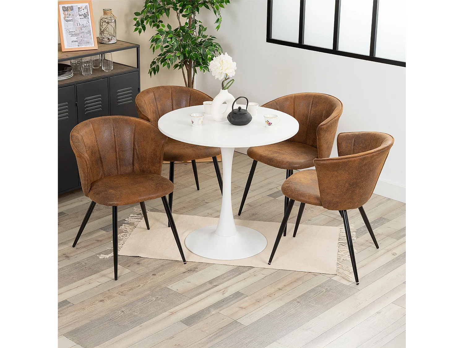 Ensemble table à manger ronde avec 4 chaises DONCIC