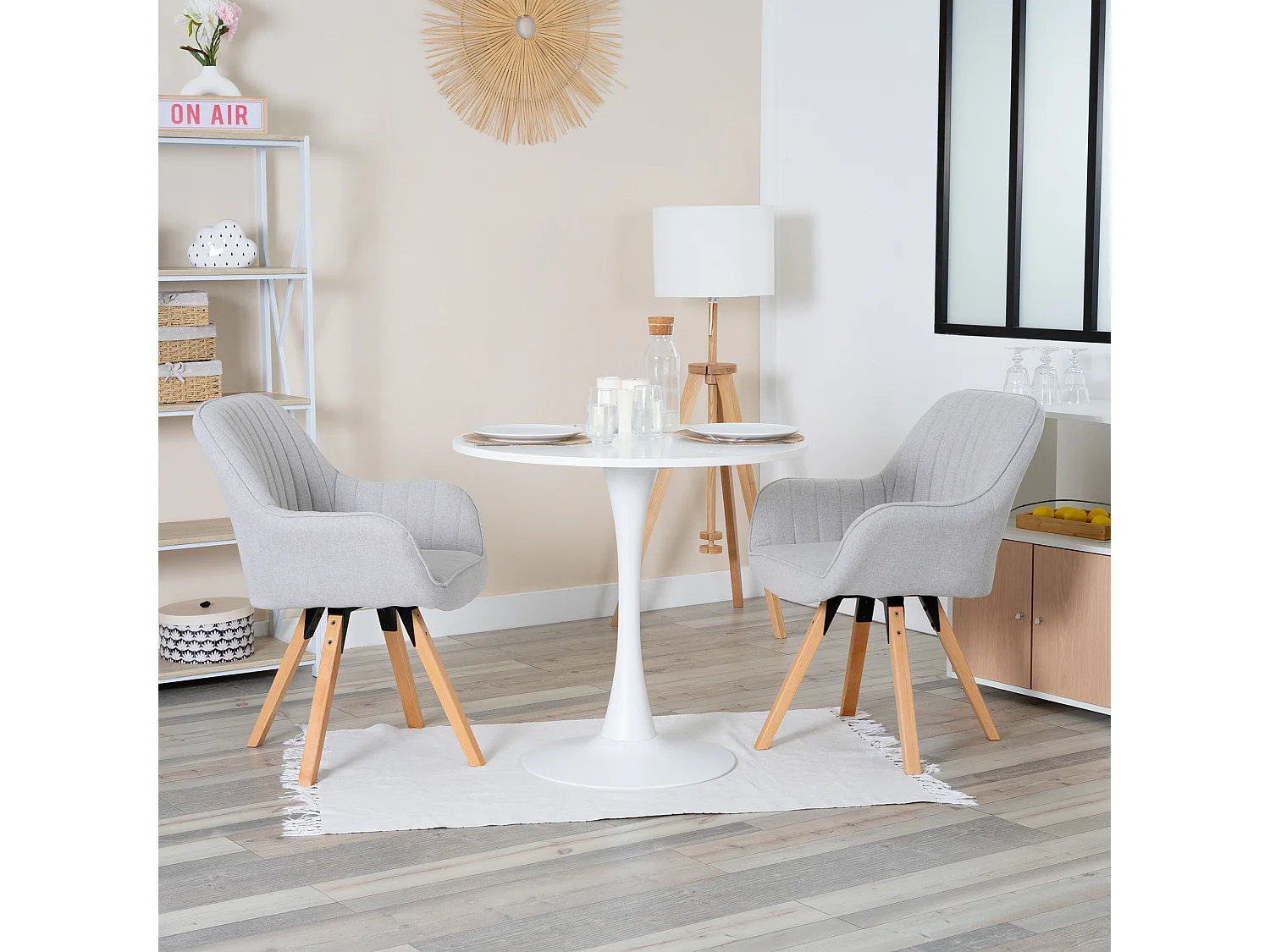 Ensemble table à manger ronde avec 2 chaises CARSON