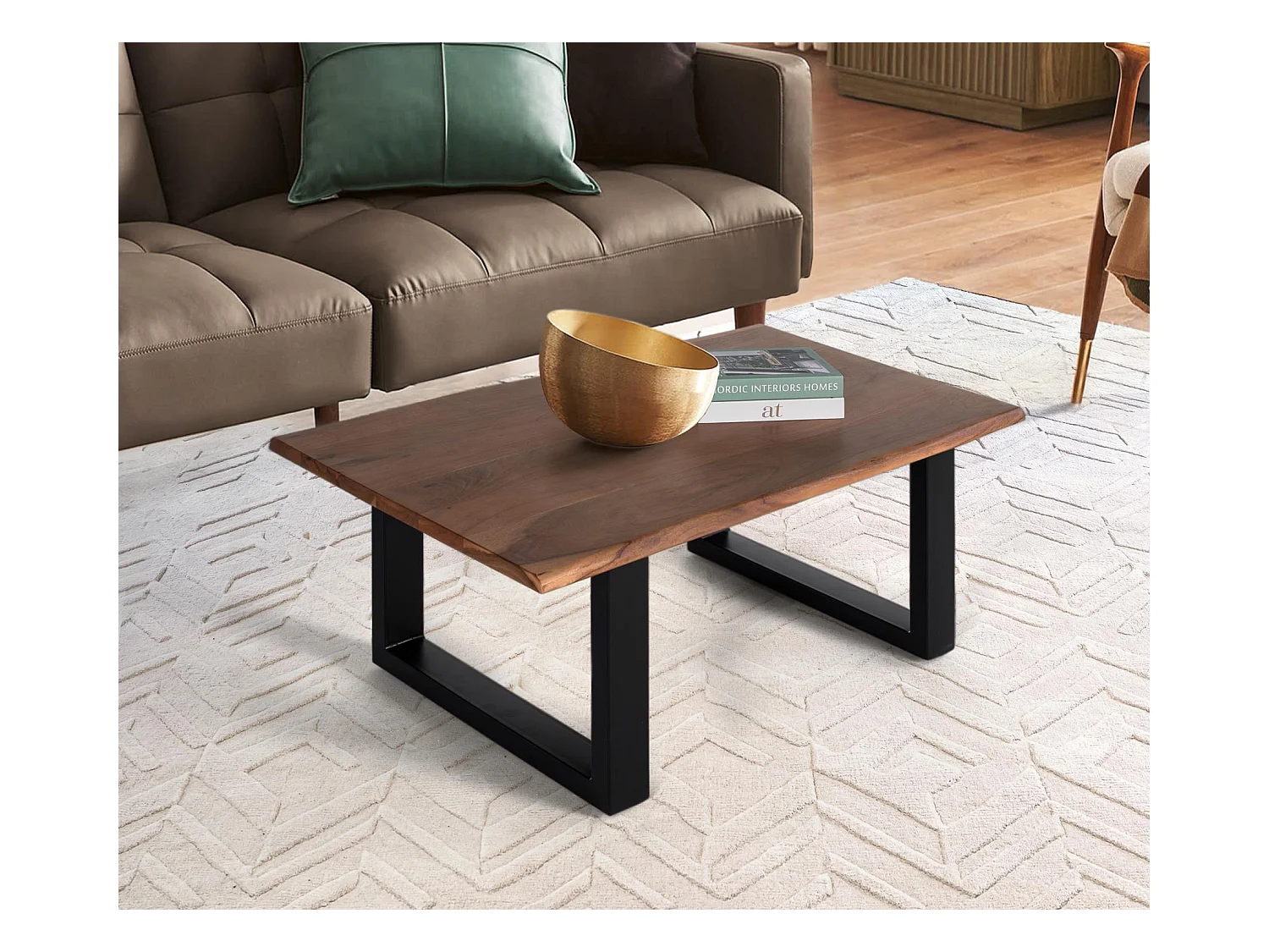 Table basse plateau en bois d'acacia massif et pieds en métal