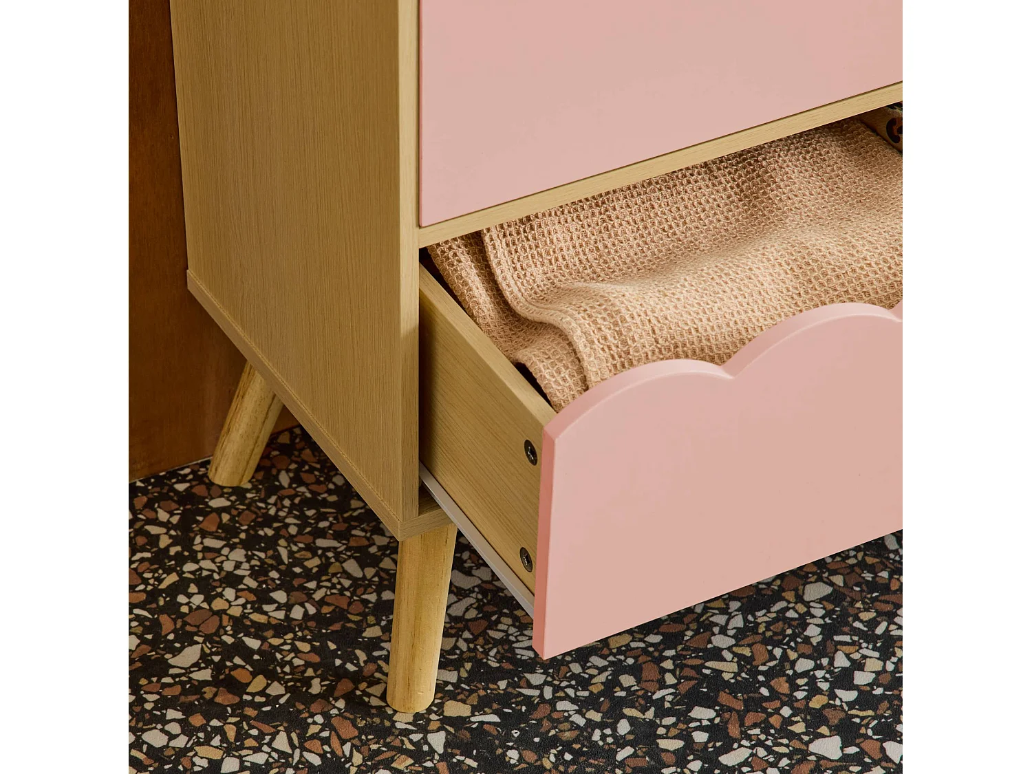 Commode enfant décor bois rose 3 tiroirs. pieds bois de pin - 80 x 30 x 79 cm - Azur