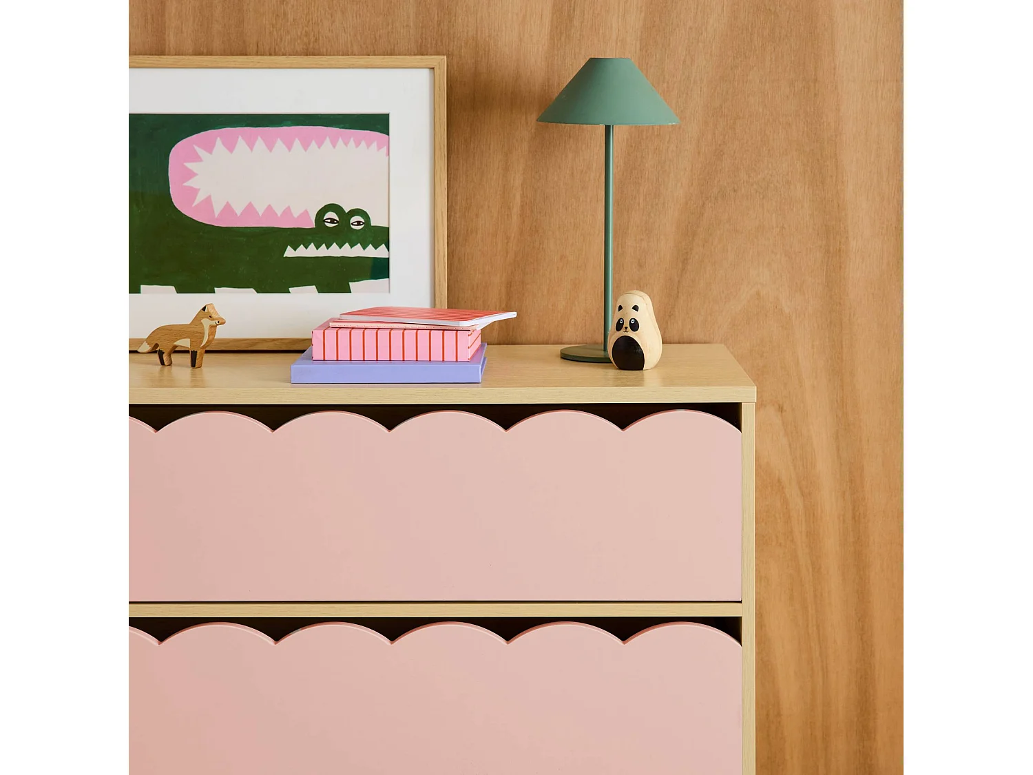 Commode enfant décor bois rose 3 tiroirs. pieds bois de pin - 80 x 30 x 79 cm - Azur
