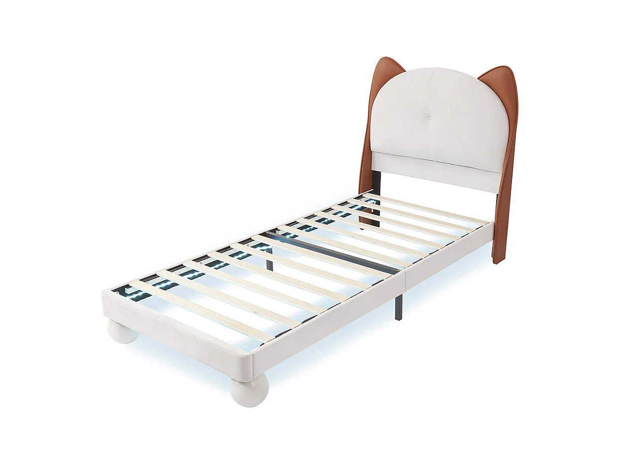 Lit enfant rembourré 90x200 tête de lit oreilles de chat bande LED sous le lit couleur personnalisable sommier lattes stable PU beige et brun jaune