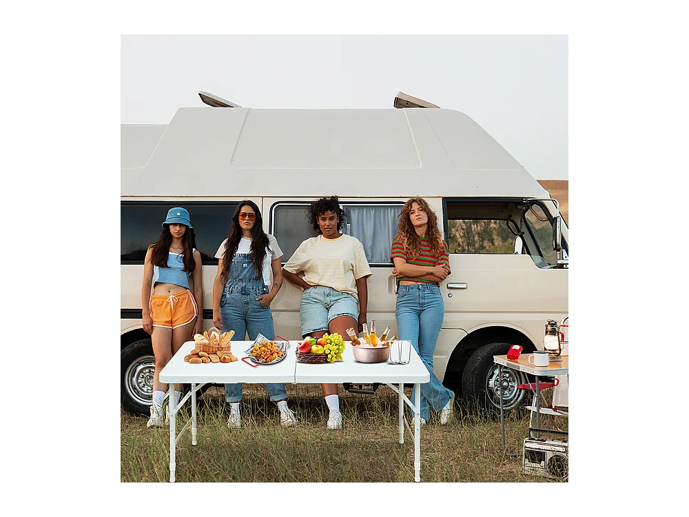 Table pliante portable 125 cm robuste poignée hauteur réglable multifonction camping pique-nique fêtes intérieur extérieur charge 135 kg blanc