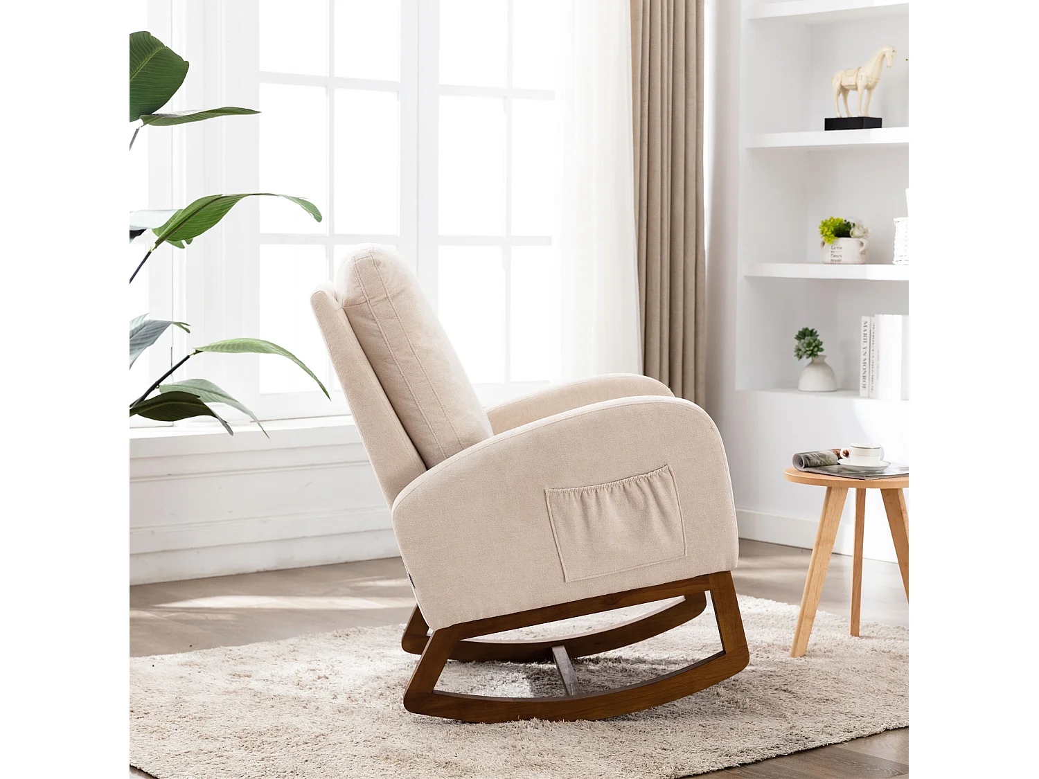 Schommelstoel in Mid-Century-stijl, modern design, linnen stof, beige, hoge gewatteerde rugleuning (94x69x101 cm)