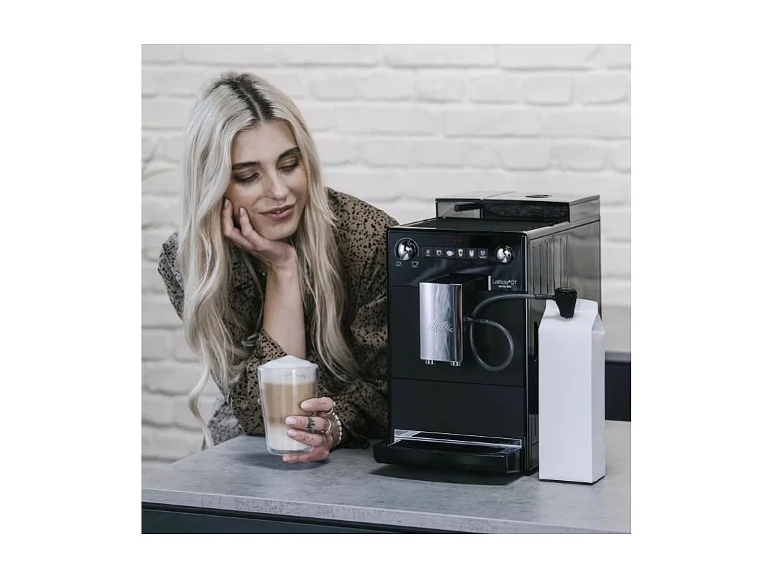 Machine a café - MELITTA - Latticia OT - Réservoir d'eau 1,5 L - Réservoir a grains 250 g - 1450 W - Noir mat