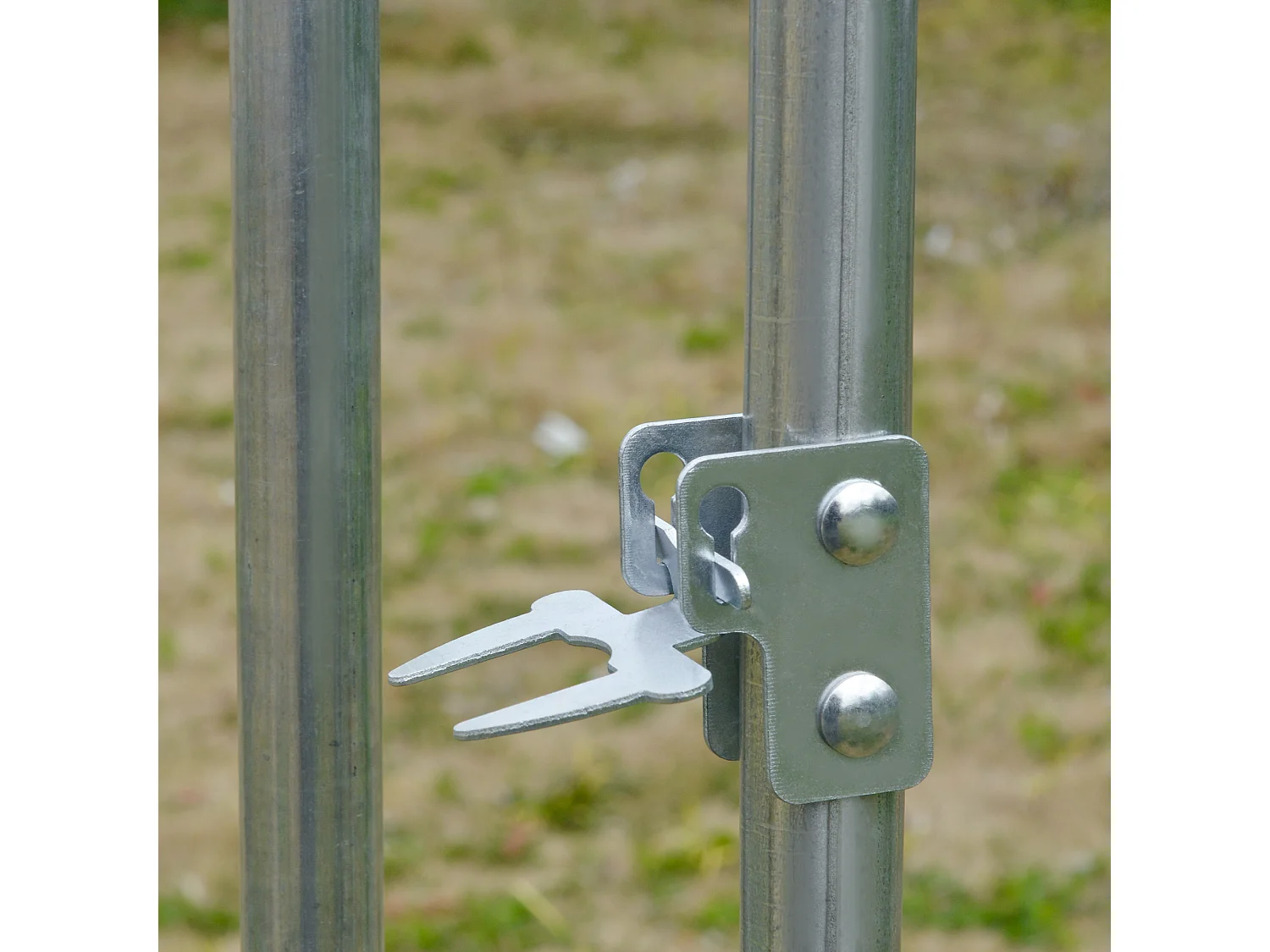 Enclos extérieur volaille acier, toit anti-UV, porte verrouillable, pour 4-6 poules/petits animaux, argenté (280x190x197cm)