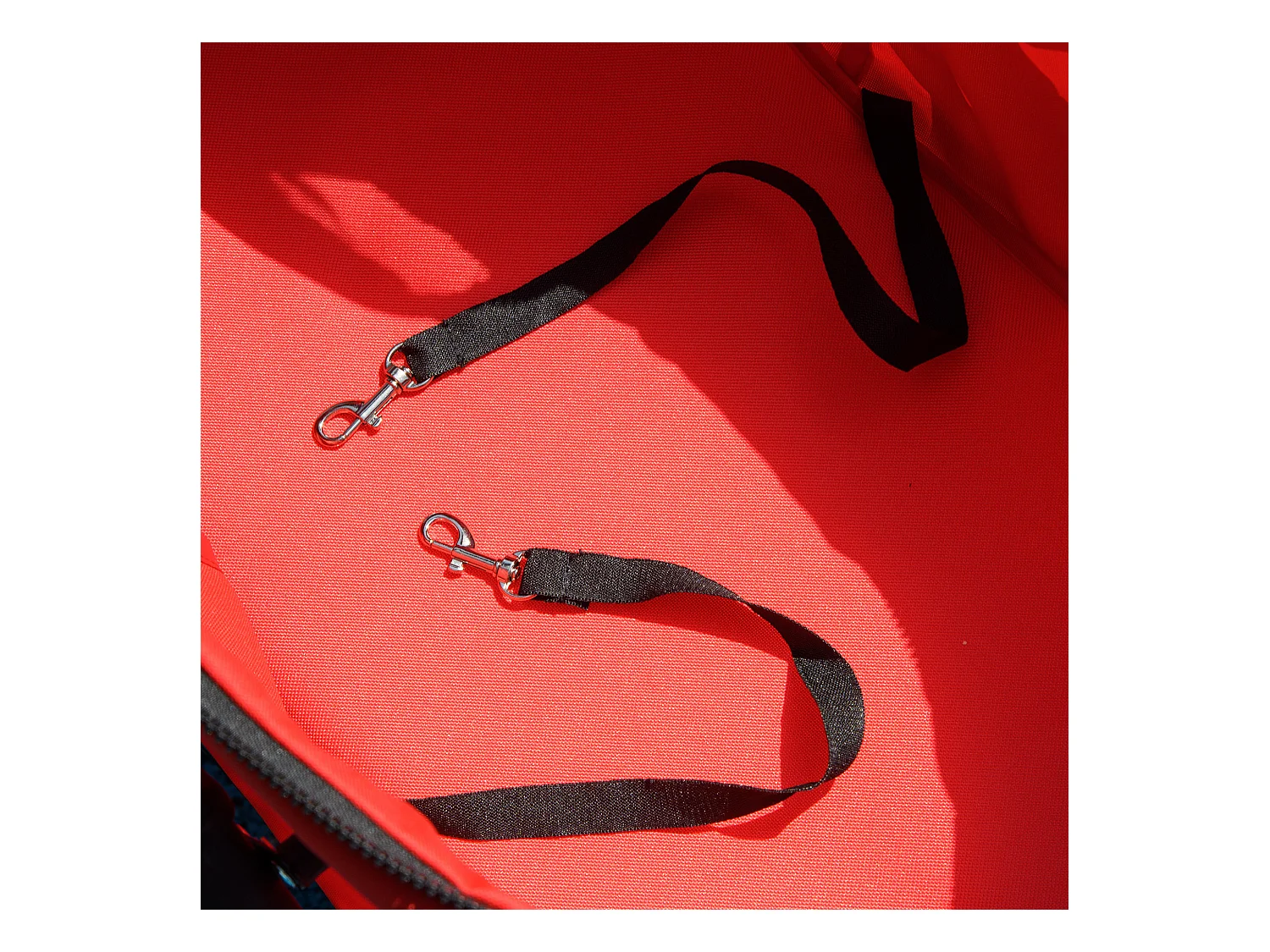 Poussette pliante pour petit chien et chat, tissu oxford, rouge, avec roues pivotantes et panier de rangement (67x45x96cm)