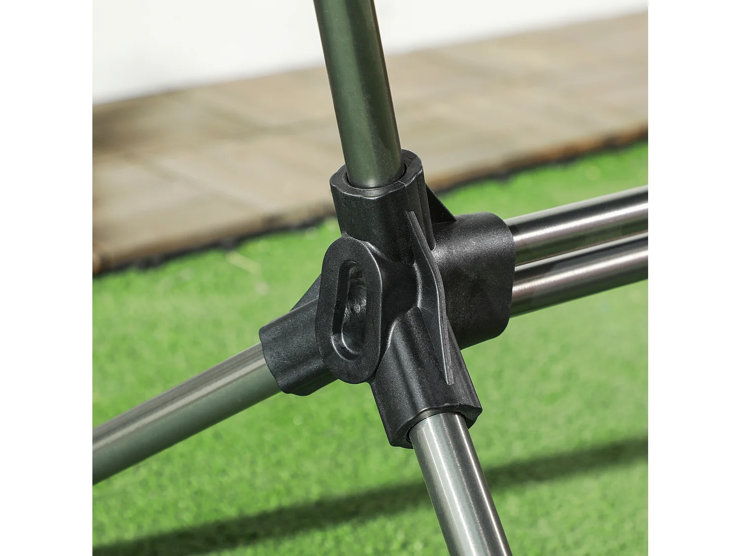 Chaise de camping pliante avec coussin intégré, cadre en aluminium, tissu Oxford, noir (54x100x101 cm)