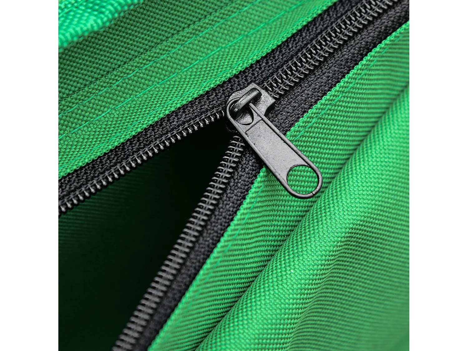 Lit de camping pliable, avec rangement, acier, vert et noir (190x65x40 cm)