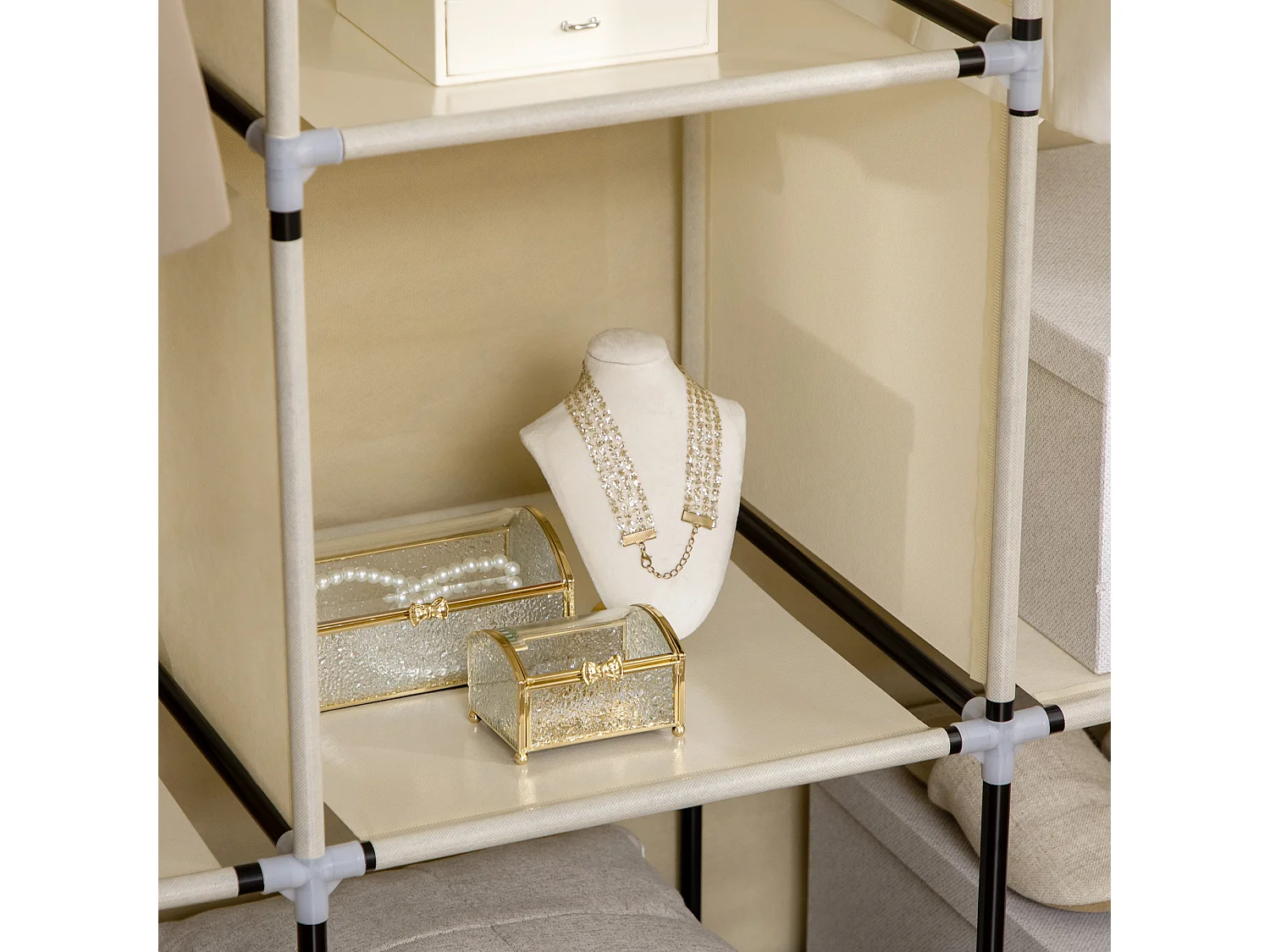 Armoire en tissu avec 8 étagères et penderie, design compact, acier et tissu beige (125x43x162.5 cm)