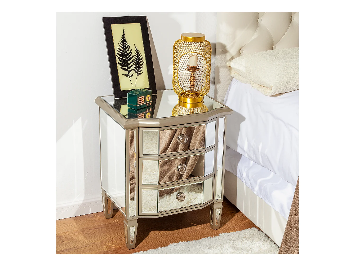 Table de chevet vintage à 3 tiroirs, verre miroir, MDF et bois, kaki clair et beige (50x40x60 cm)