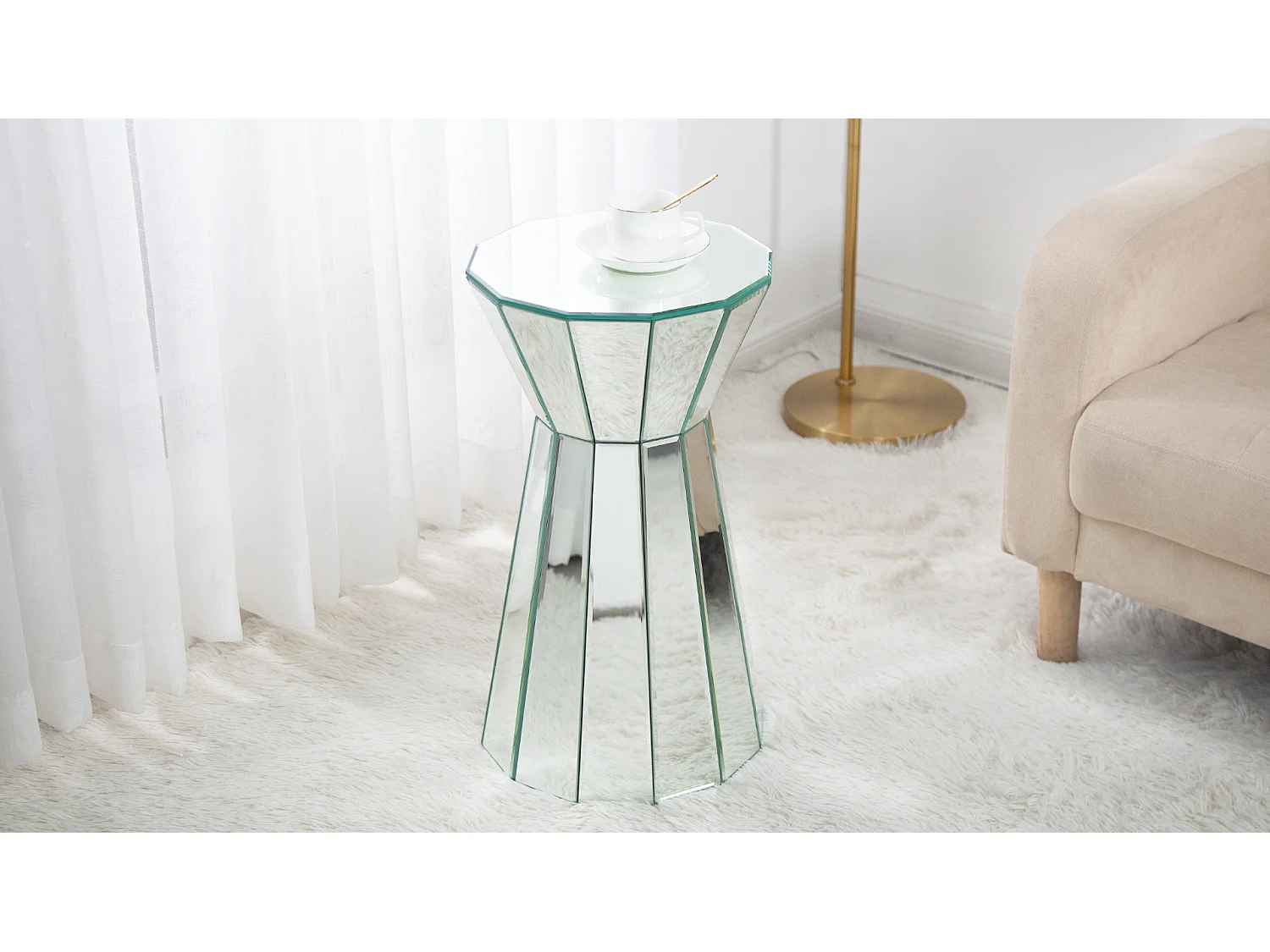 Table d'appoint moderne en verre et MDF, design élégant avec finition miroir, argenté (30x30x55.5cm)