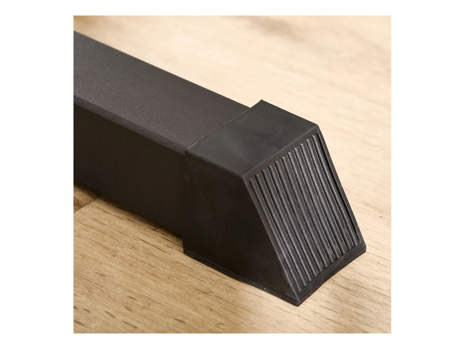 Station de fitness multifonction avec siège réglable et poulie, acier, noir (107x120x190cm)