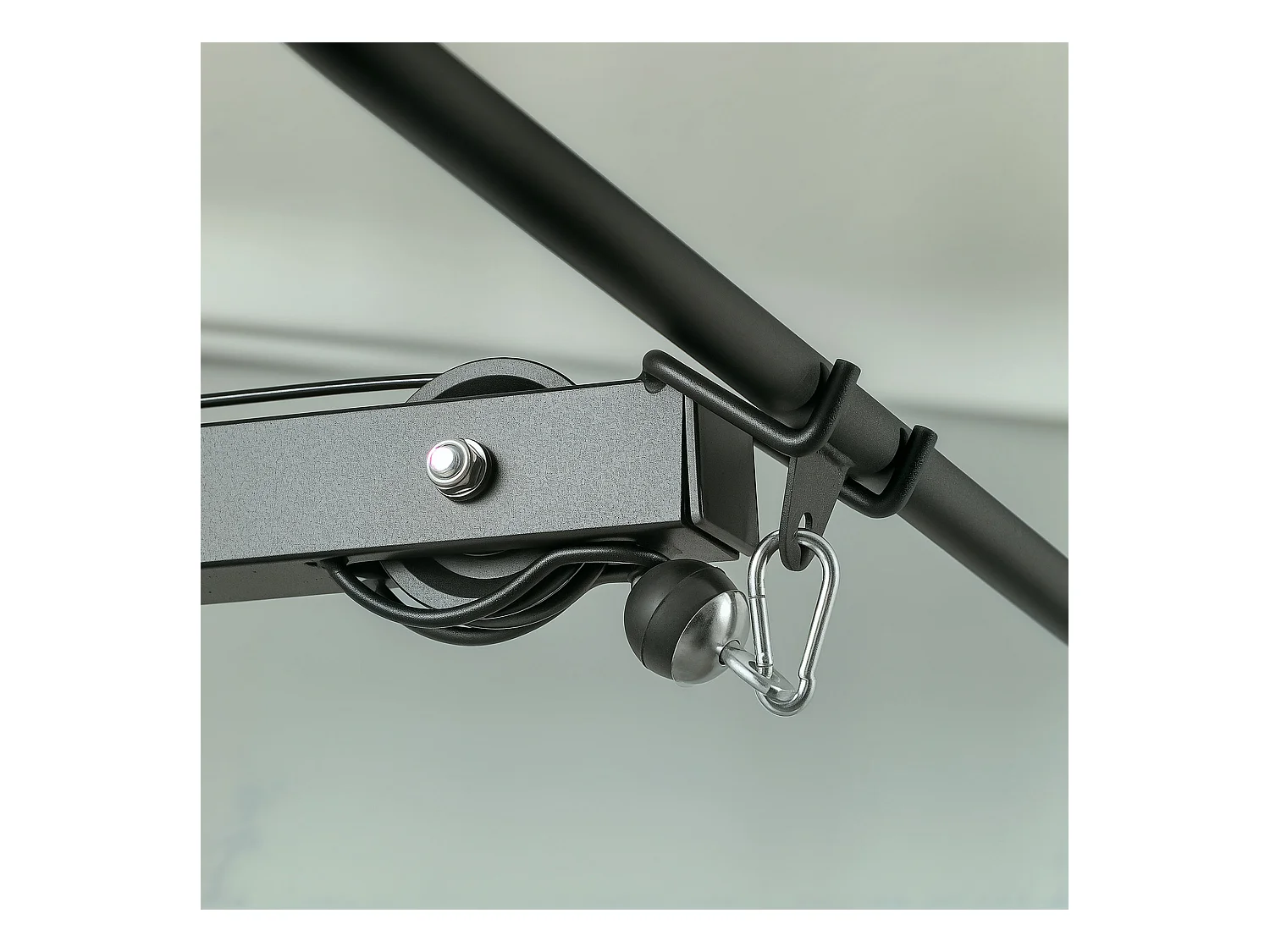 Station de fitness multifonction avec siège réglable et poulie, acier, noir (107x120x190cm)