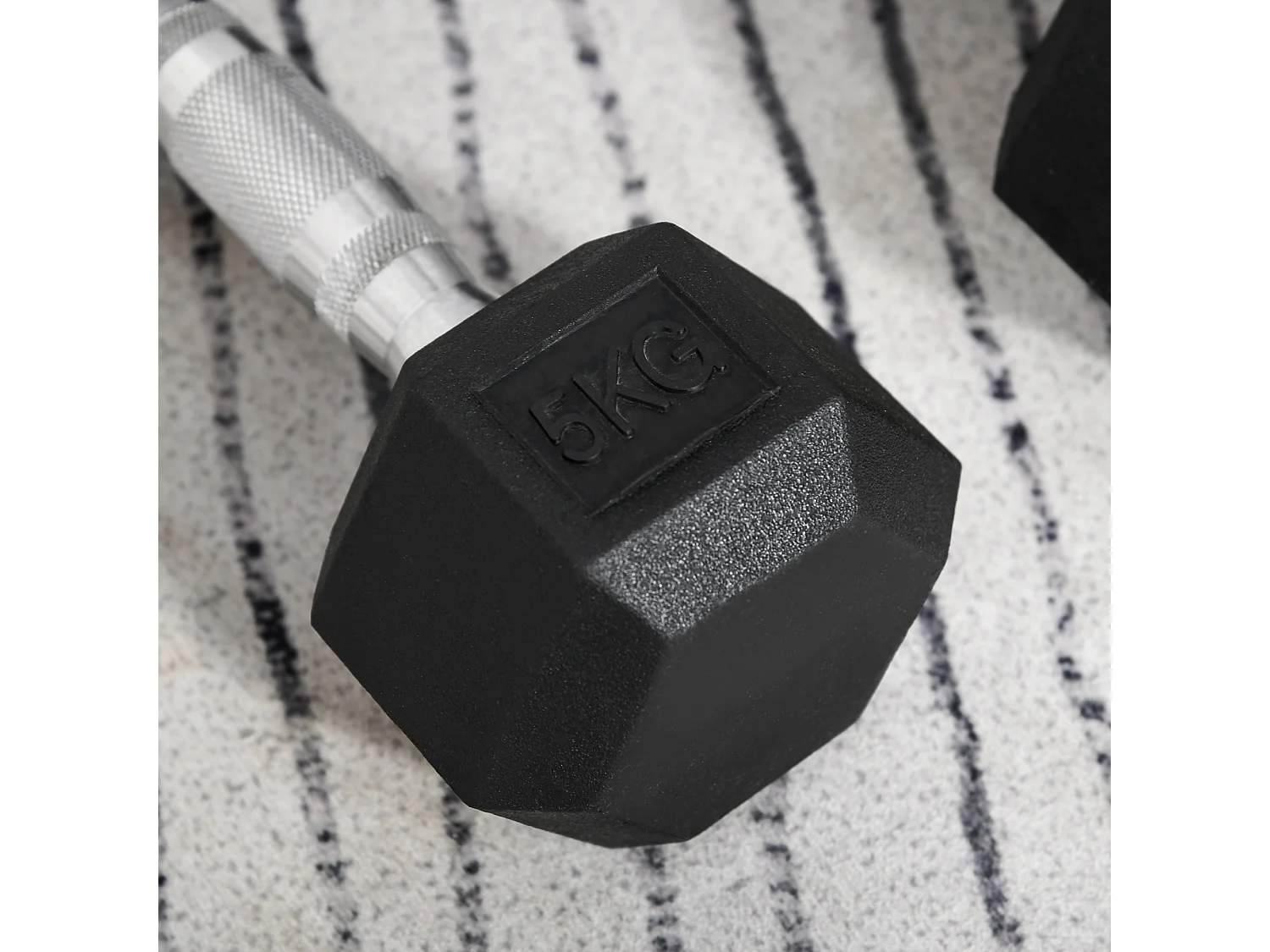 Haltères hexagonaux 2 pièces, fonte avec revêtement caoutchouc, noir (27.2x10.5x10.5cm)