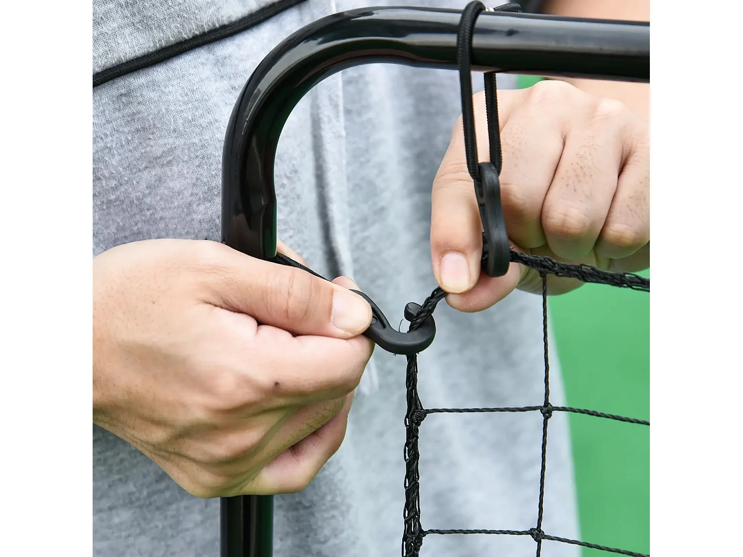Rebounder de Football, Mural de Rebond en Métal et PE, Noir (75x126 cm)