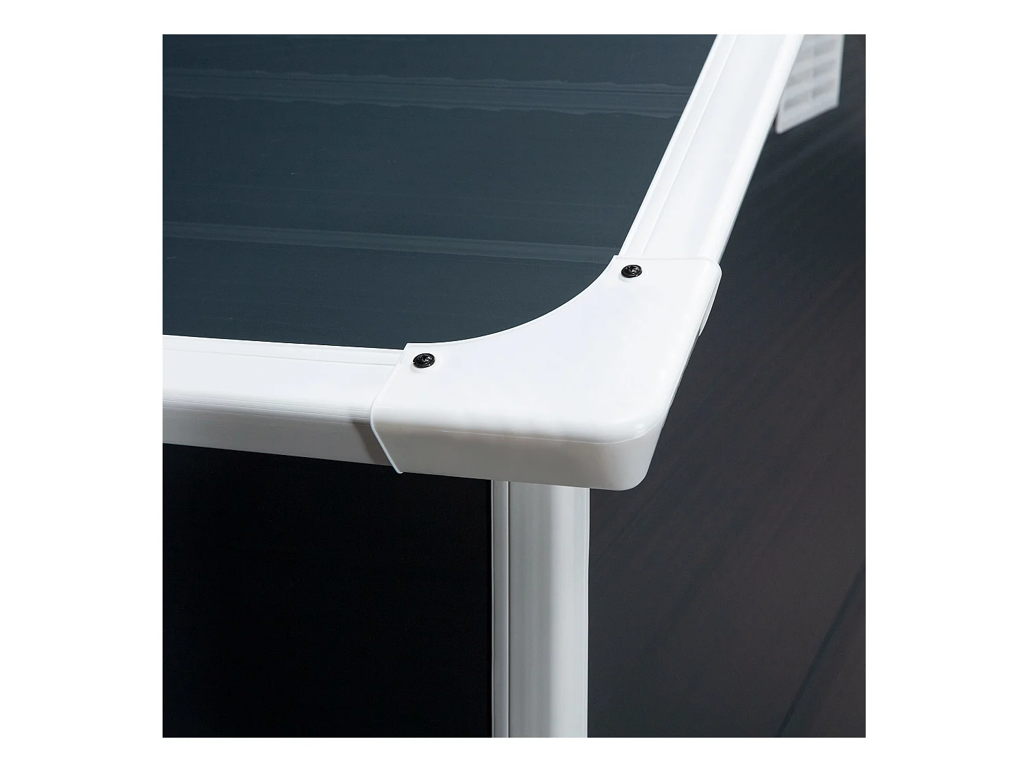 Abri de jardin métallique avec fenêtre de ventilation, toit en appentis, gris (134x104x204cm)