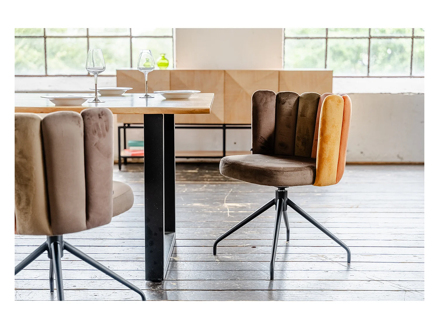 Chaise de salle à manger - marron Velours - JADA