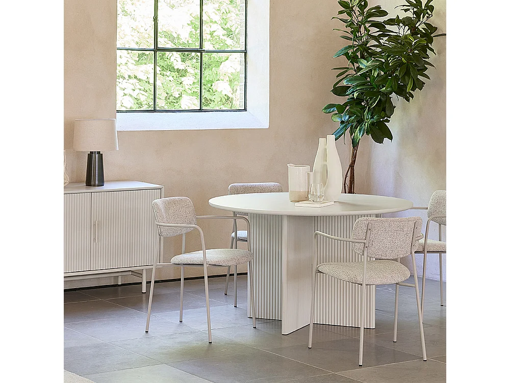 Table à manger ronde ø110 cm - Bois strié - MIRANO