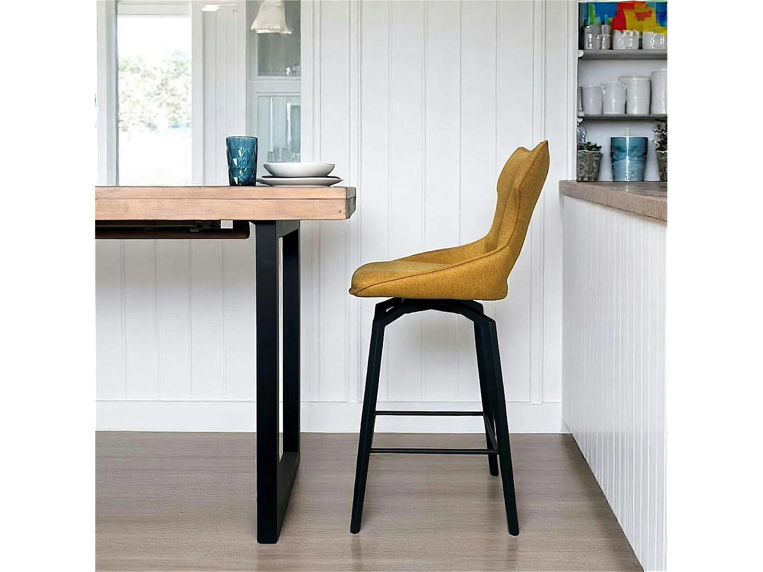 Chaise de bar pivotante tissu doré (lot de 2) LOMBARDIE