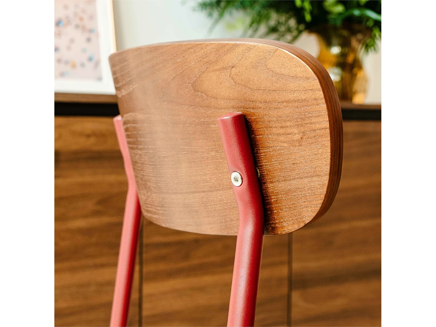 Lot de 2 chaises en bois bordeaux