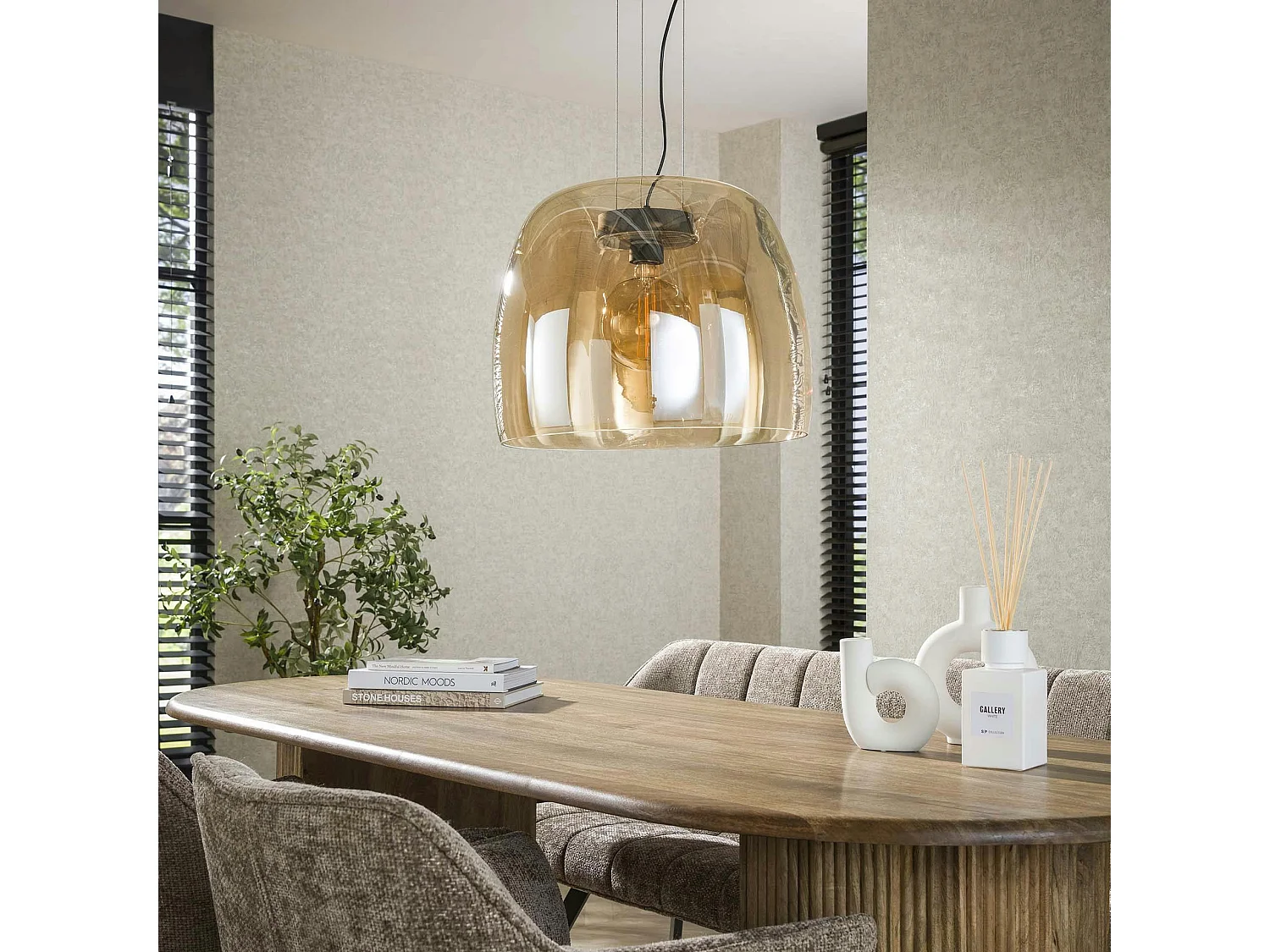 Suspension en verre ambré forme cloche 48 cm NIAGARA