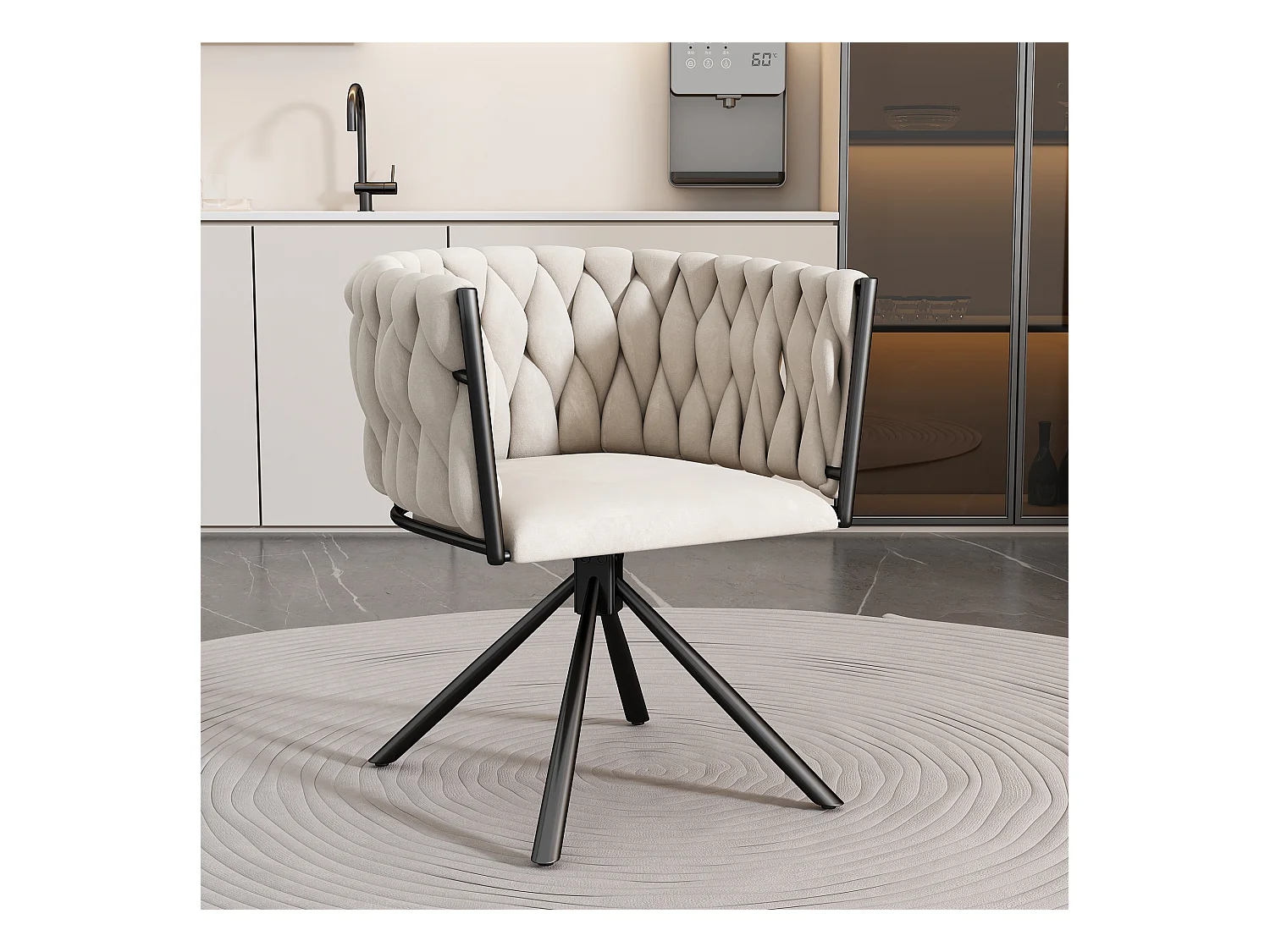 Silla giratoria de terciopelo beige de diseño moderno con patas de metal para sala de estar o dormitorio.