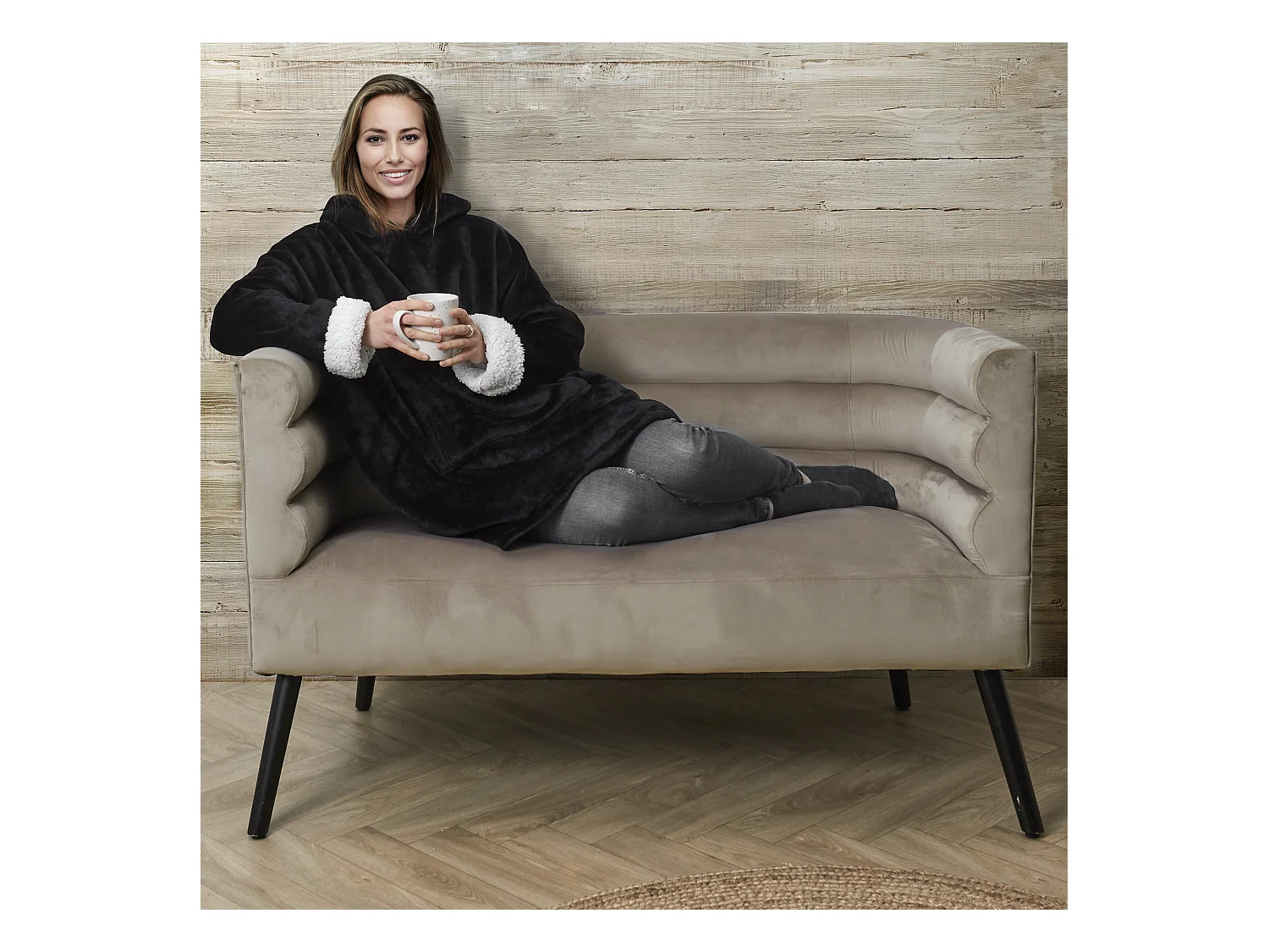 Sweat A Capuche Interieur Sherpa Noir Noir