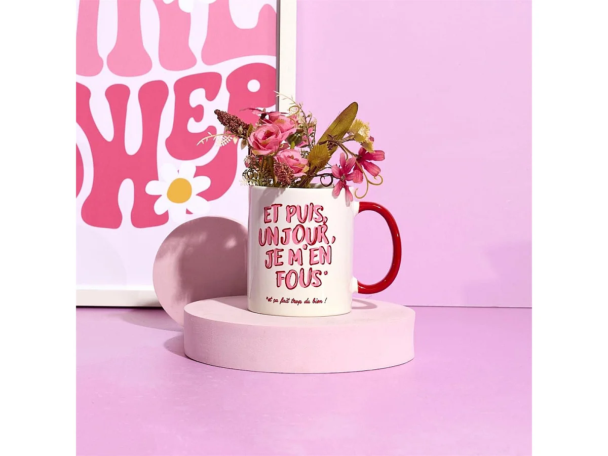 Mug 30 cl en céramique blanc et rose avec message esprit Girl Power