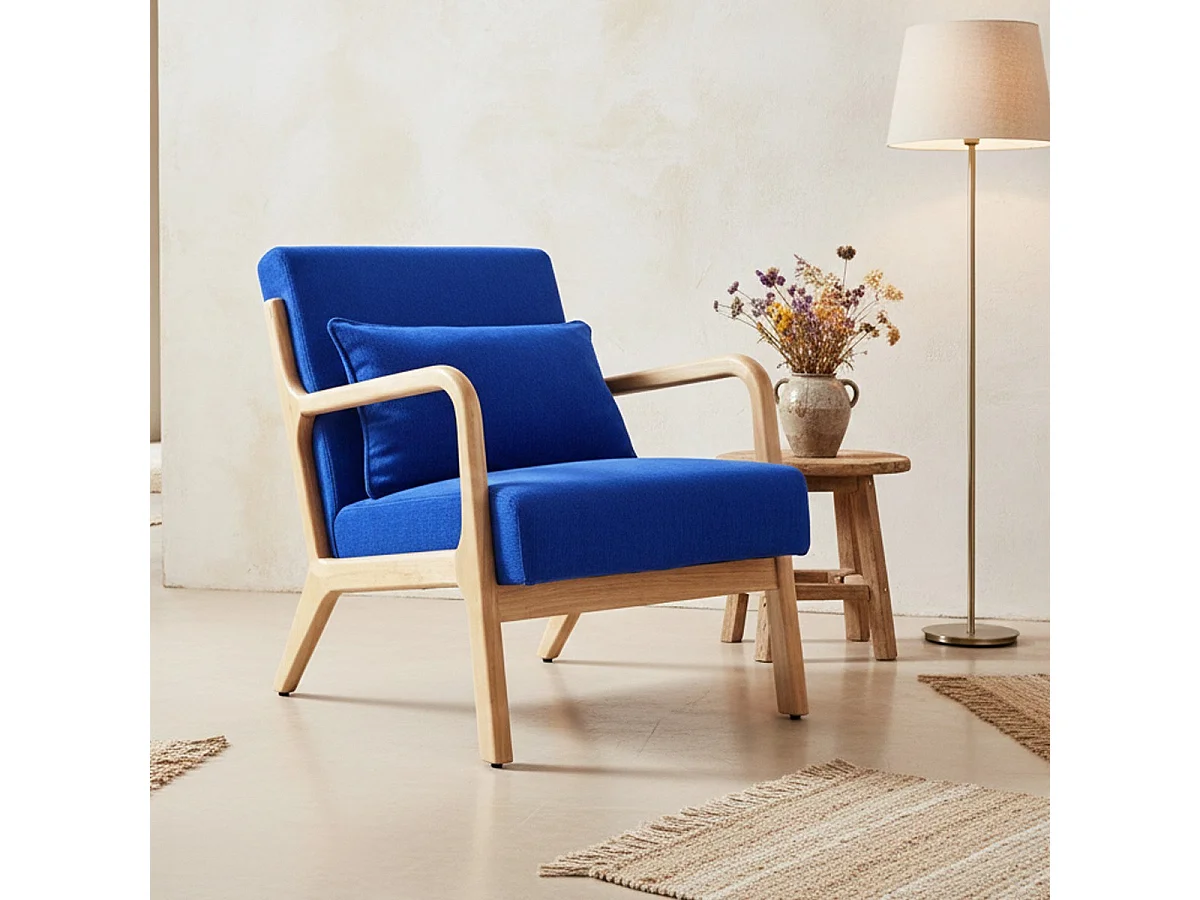 Fauteuil en bois et velours côtelé bleu électrique - Lanna