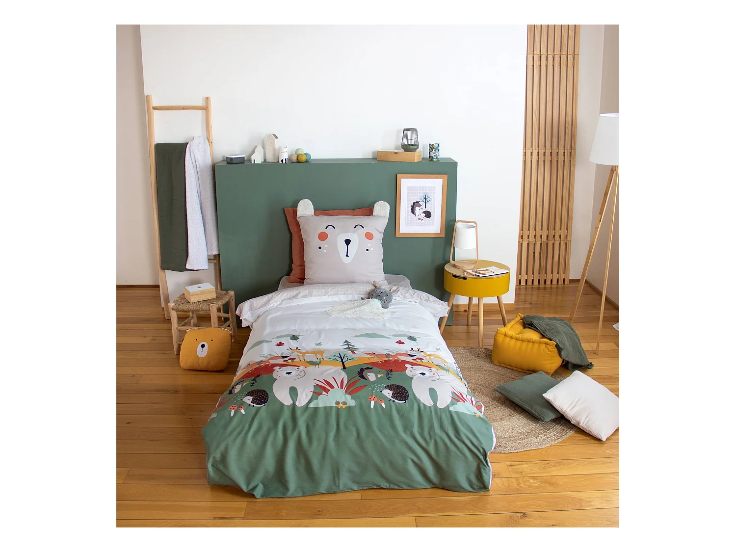 Parure de lit réversible ROBIN 1 place imprimé thème forêt d'automne en microfibre. 140 x 200cm. 1 housse de couette. 1 taie d'oreiller