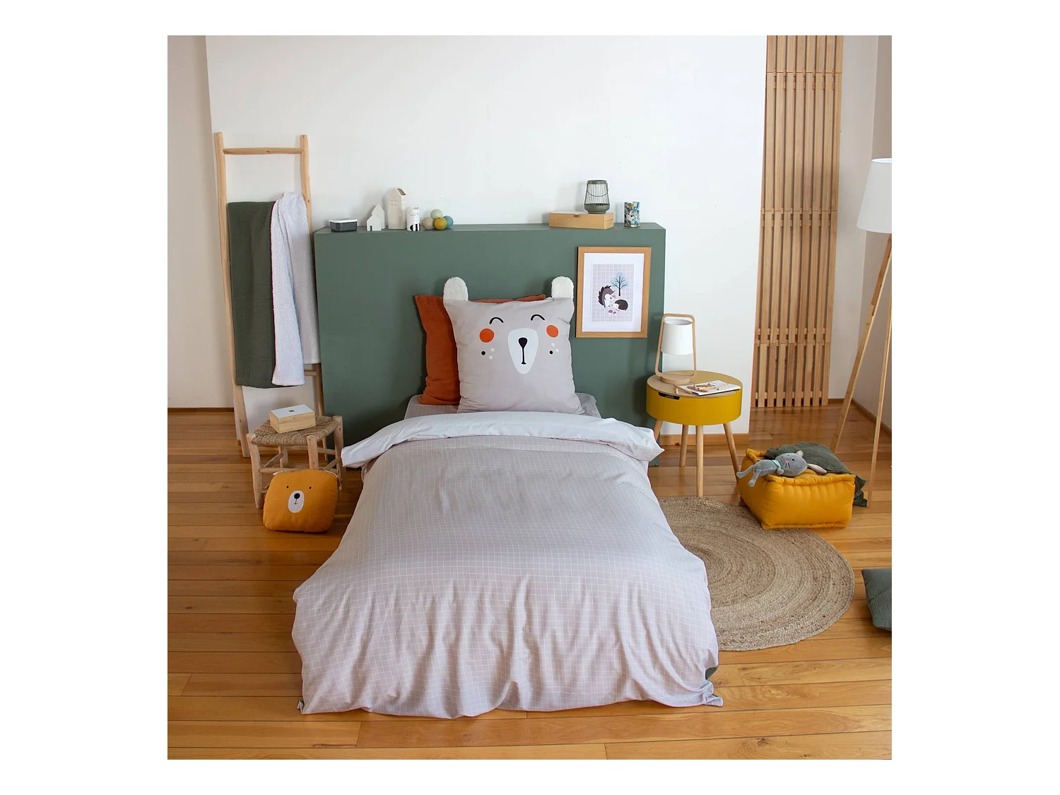 Parure de lit réversible ROBIN 1 place imprimé thème forêt d'automne en microfibre. 140 x 200cm. 1 housse de couette. 1 taie d'oreiller