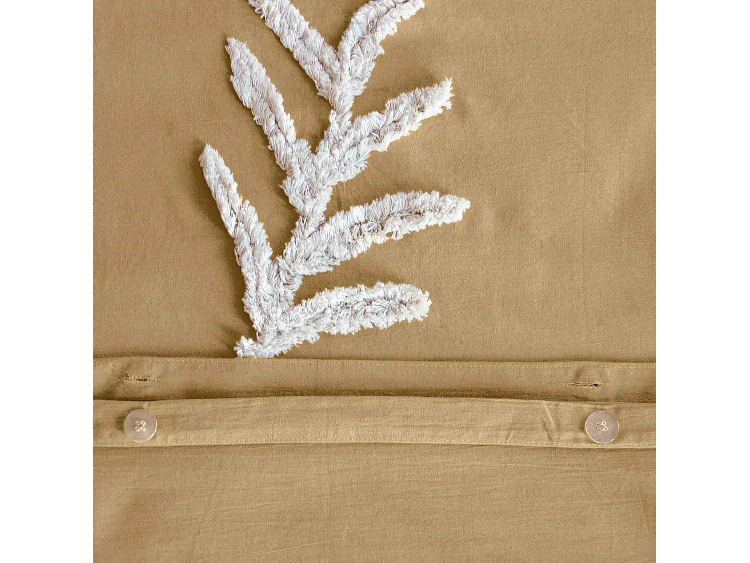 Parure de lit coton lavé tufté motifs végétaux 2 places moutarde. 1 housse 240x220cm + 2 taies 63x63cm