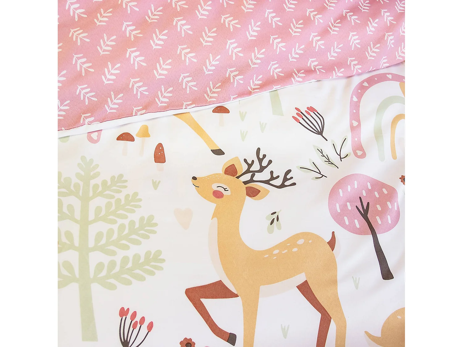 Parure de lit réversible LISE 1 place imprimé thème forêt enchantée en microfibre. 140 x 200cm. 1 housse de couette. 1 taie d'oreiller