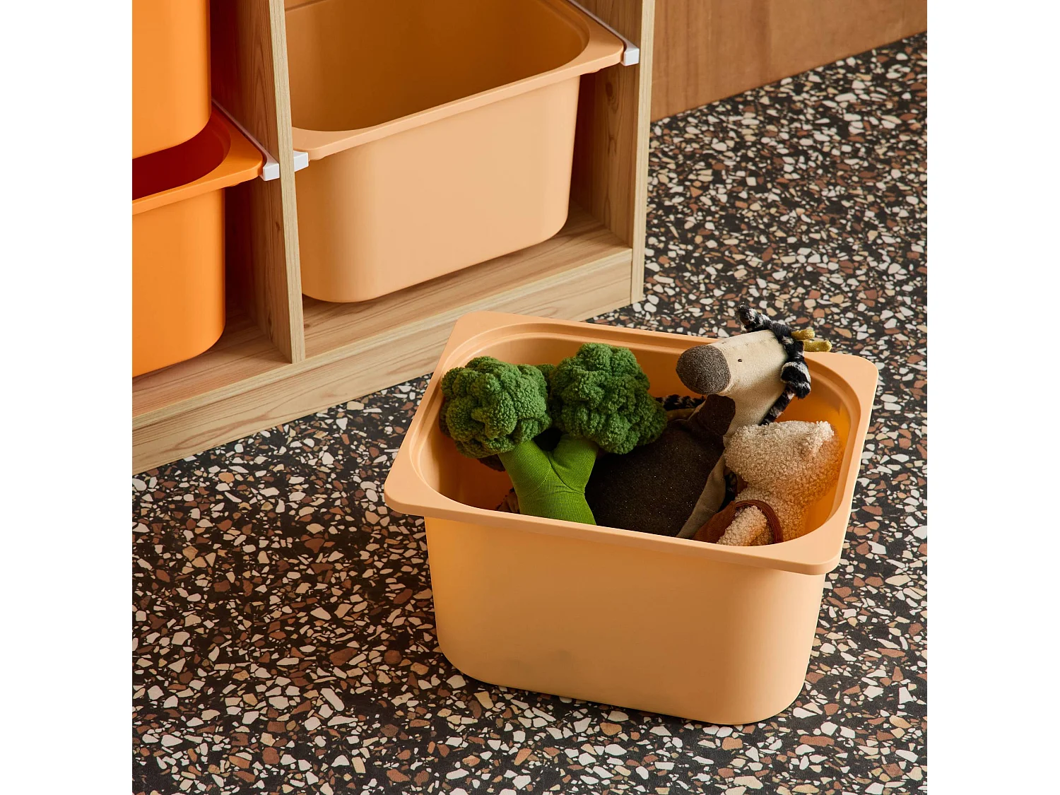 Mobile contenitore per bambini con 6 scatole colorate, arancione