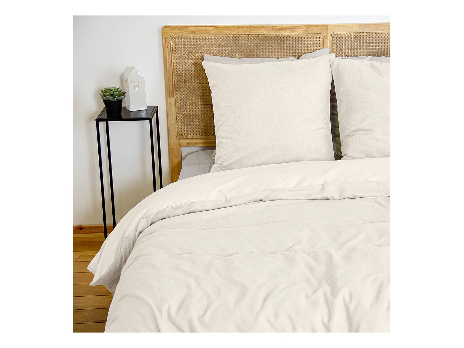 Parure de lit ESPIGA crème 2 places. réversible. bi-matière. 240 x 220 cm