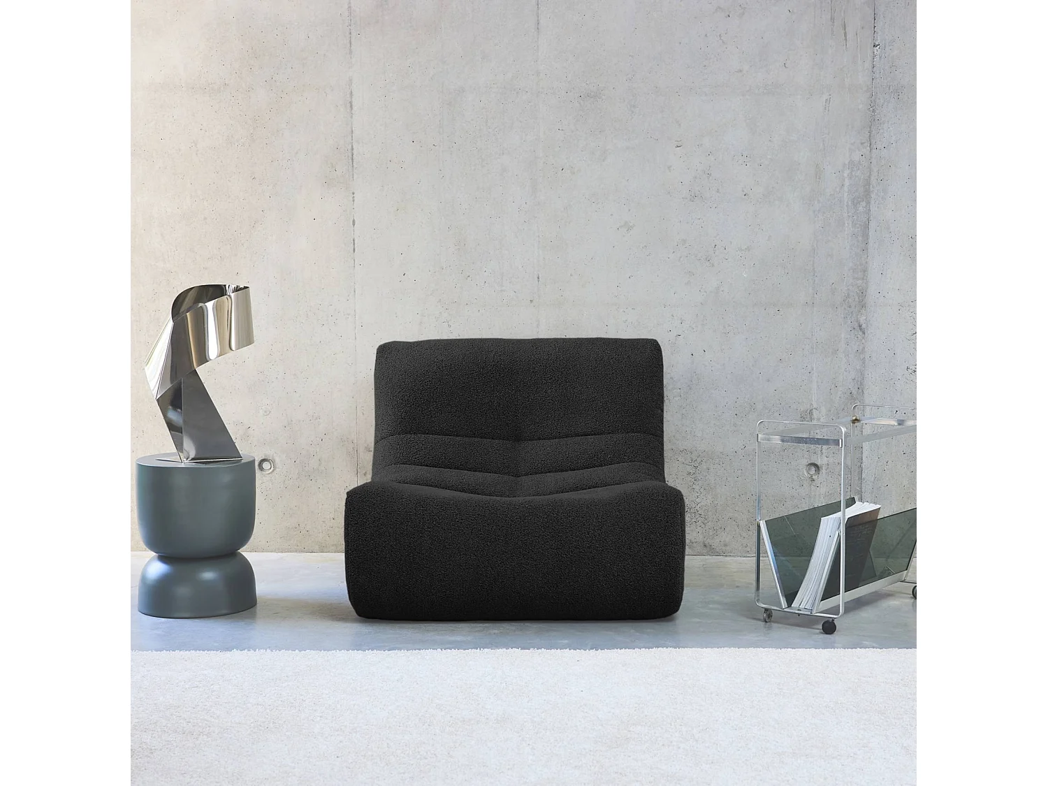 Fauteuil chauffeuse en bouclette texturée noir style contemporain 1 place