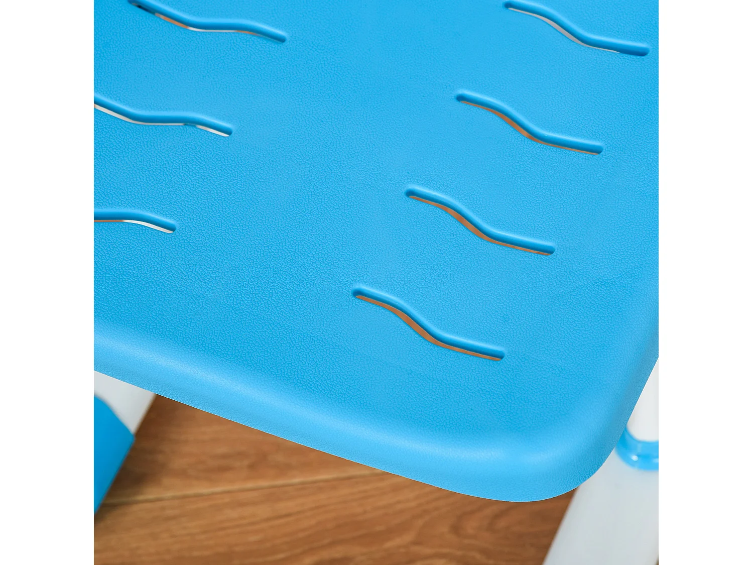 Banco scuola per bambini con luce led, leggio e portapenne azzurro