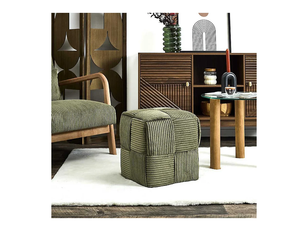 Pouf cube en velours côtelé tressé coloris vert - AMORY