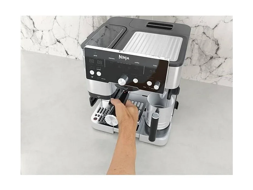 Machine a expresso - NINJA - ES501EU Luxe Essential - 2 L - Ecran digital - Noir / Inox