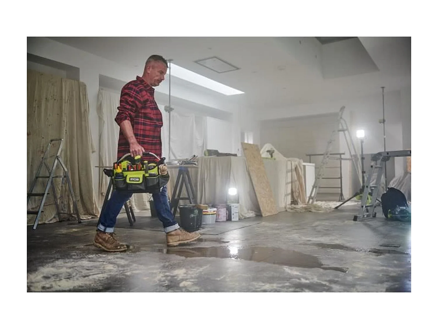 Cesto de ferramentas RYOBI 25 x 32 x 20 cm - RBSSOT1