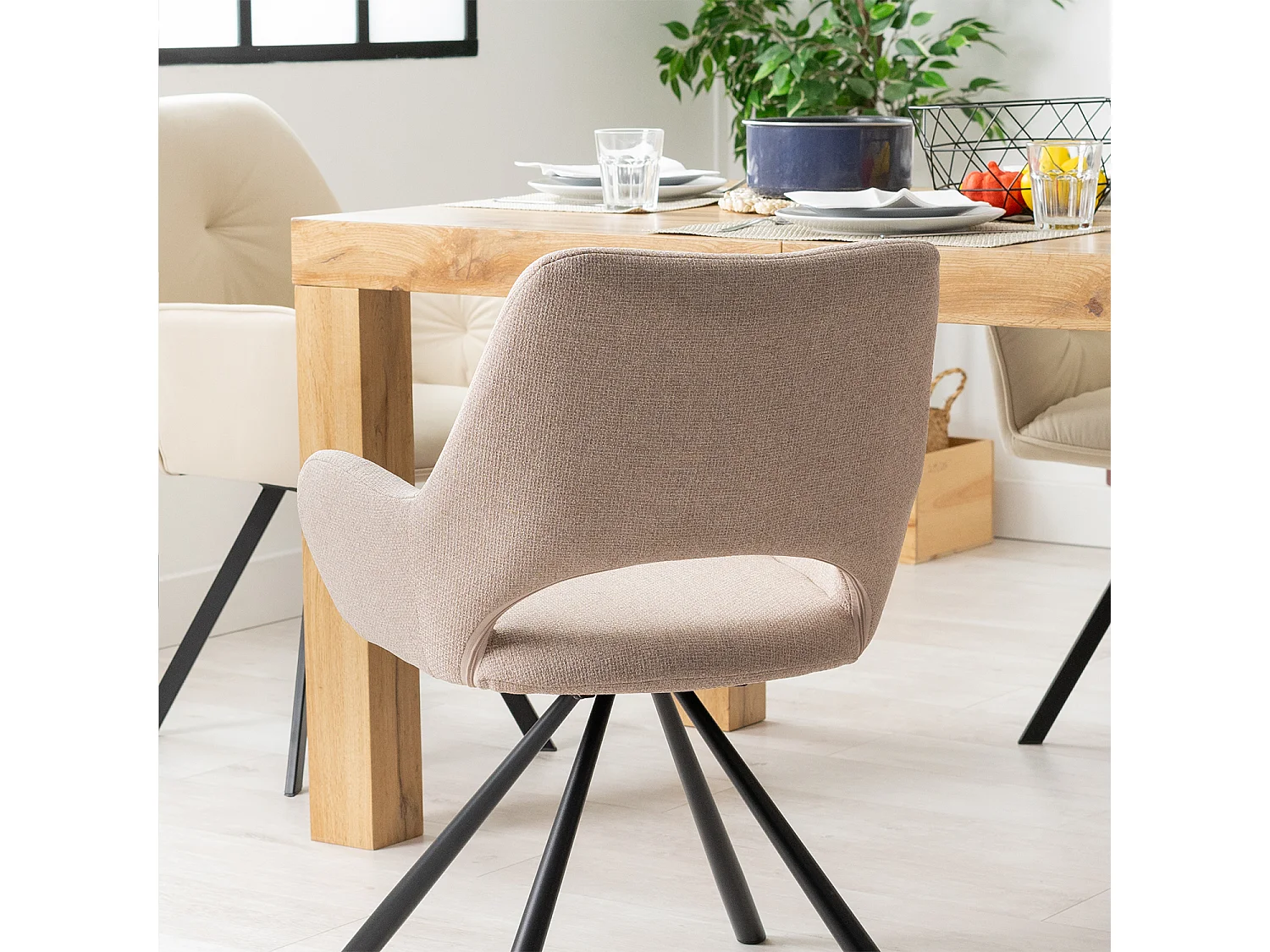 Ensemble de table à manger ronde avec 4 chaises, CLIFTOAKXSET