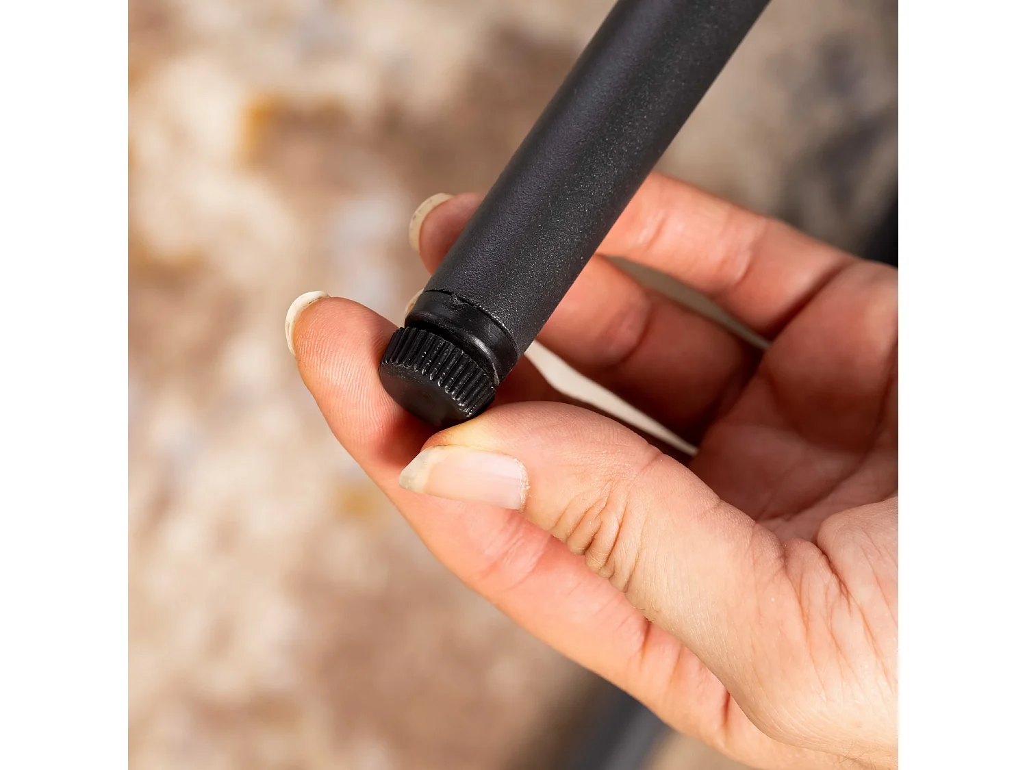 Ensemble de table à manger ronde avec 4 chaises, CLIFTOAKXSET