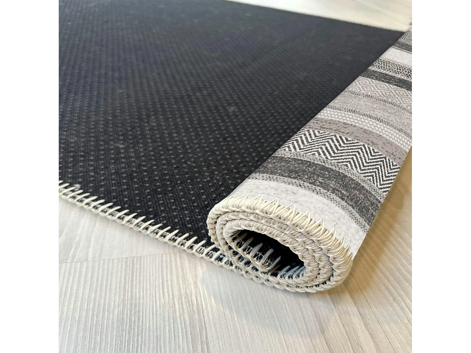 Tapis gris moderne – lignes stylisées, 160x230 cm ISTANBUL
