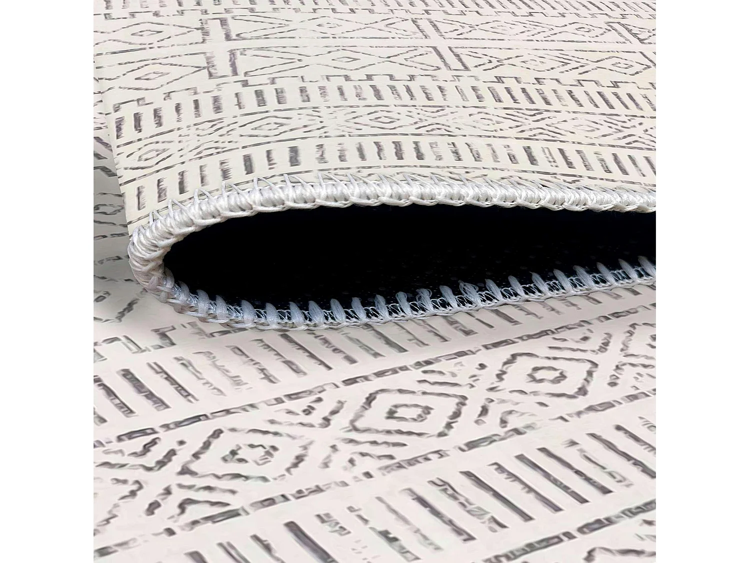 Tapis écru contrasté – motifs graphiques, 160x230 cm ISTANBUL