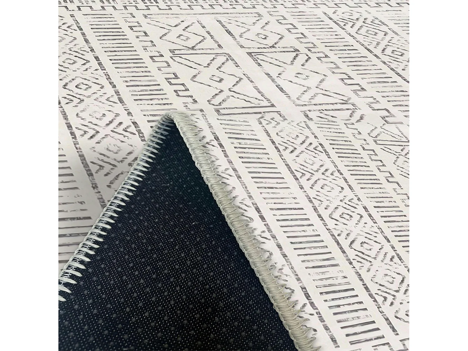 Tapis écru contrasté – motifs graphiques, 160x230 cm ISTANBUL