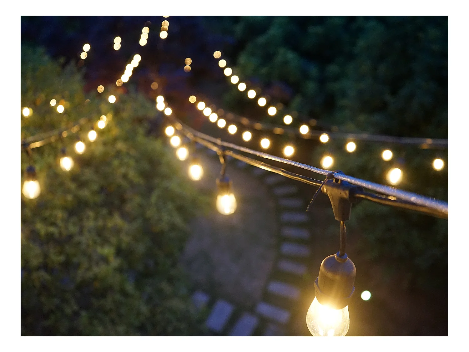 Guirlande lumineuse guinguette emboîtable - 10 ampoules ambrées - 10 mètres  - BASALTE