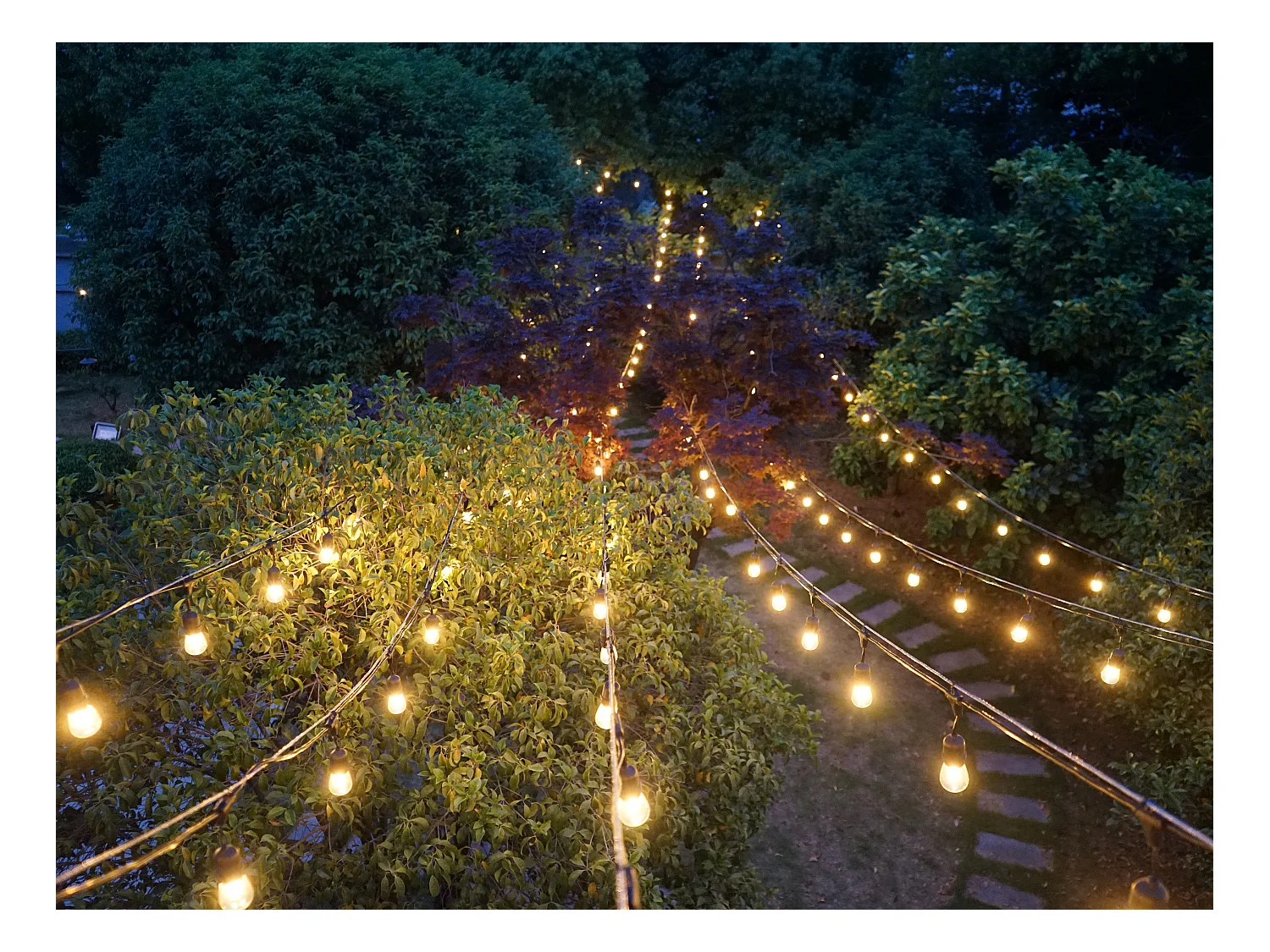 Guirlande lumineuse guinguette emboîtable - 10 ampoules ambrées - 10 mètres  - BASALTE